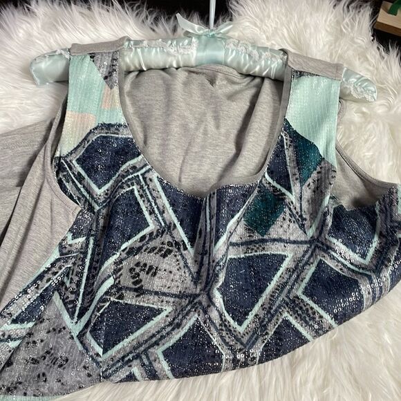 Coldwater Creek Tank Style Top, Size L 14, Sequined Front, Beautiful Design - Picture 6 of 6